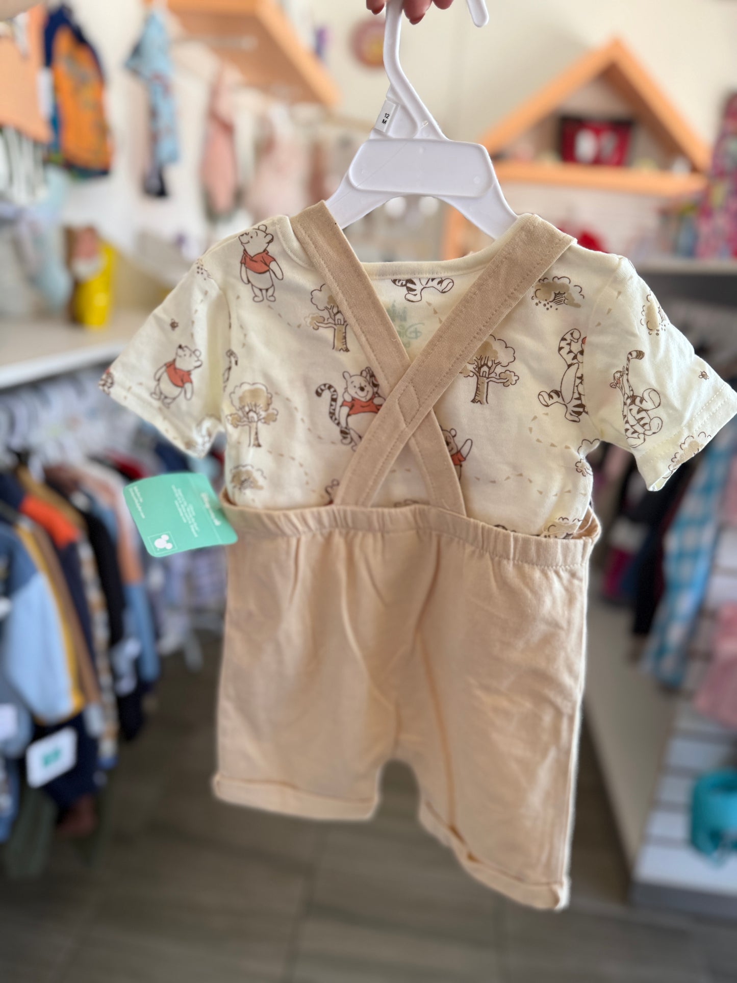 Overol Winnie pooh para bebé