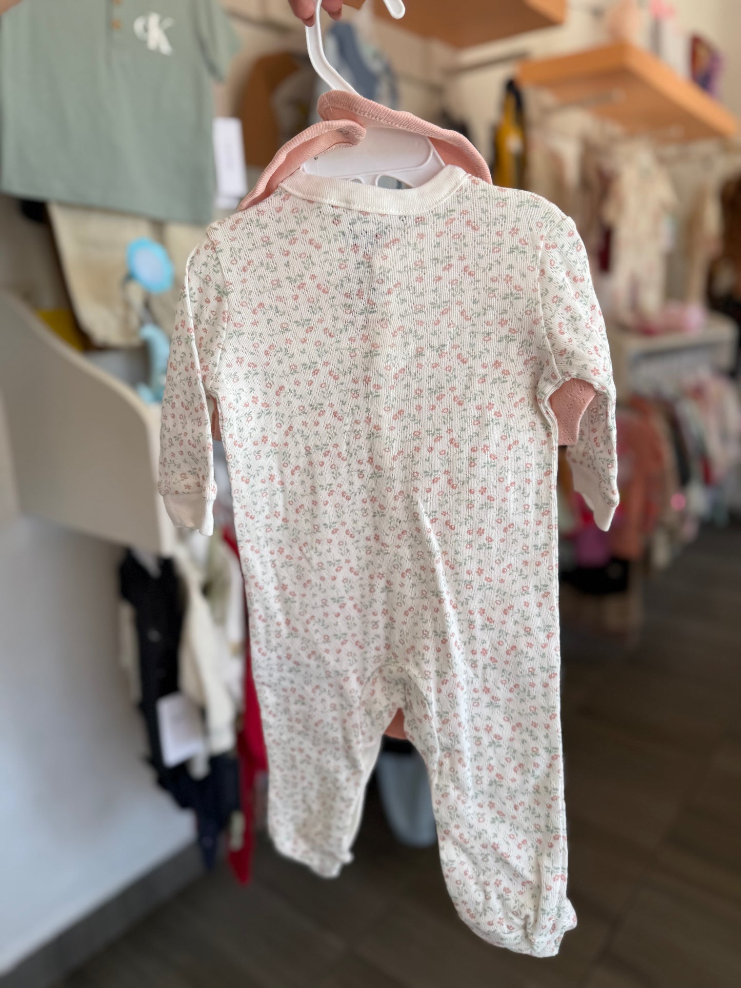 Set DKNY para bebé