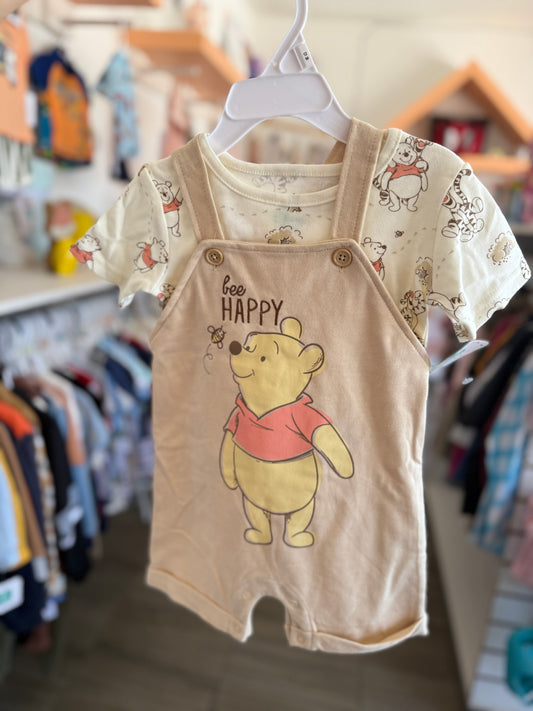 Overol Winnie pooh para bebé