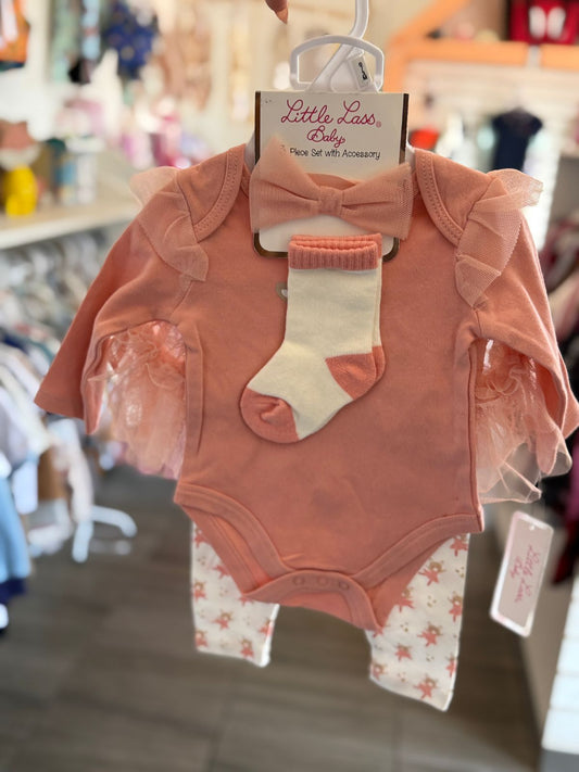 Conjunto con calcetas y tiara para bebé