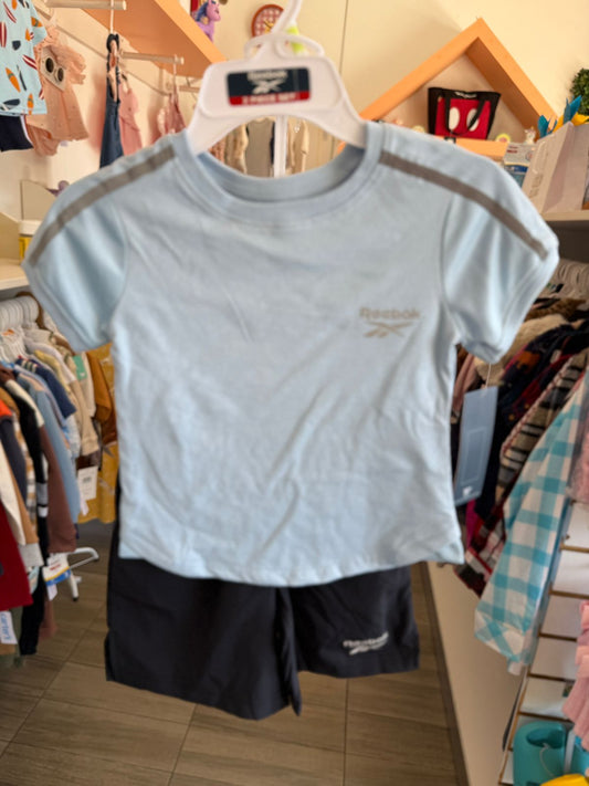 Conjunto Reebok para niño